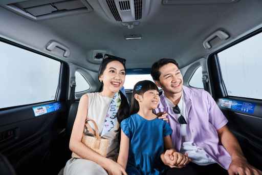 Tumbuh Bersama Keluarga Pengemudi dan Karyawan  Melalui Program Beasiswa Bluebird Peduli