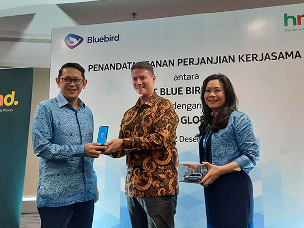 Bluebird Group Berkolaborasi dengan HMD Global Hadirkan Pengalaman Mobile Terkini Bagi Para Pengemudi dan Konsumen dengan Smartphone Nokia