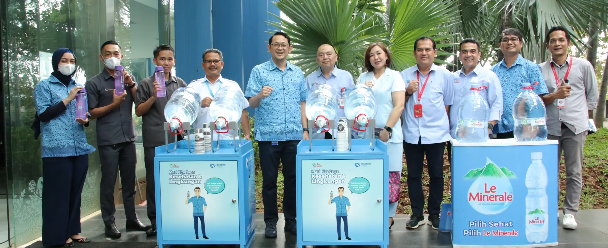 Le Minerale Bersama Bluebird Jadikan Pengemudi Agen Perubahan Lingkungan Dengan Target Pengurangan 1,7 Ton Sampah Plastik Per Tahun di Lingkungan Operasional Bluebird